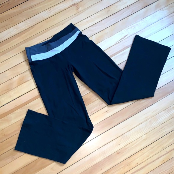 Lululemon pants - Picture 3 of 14